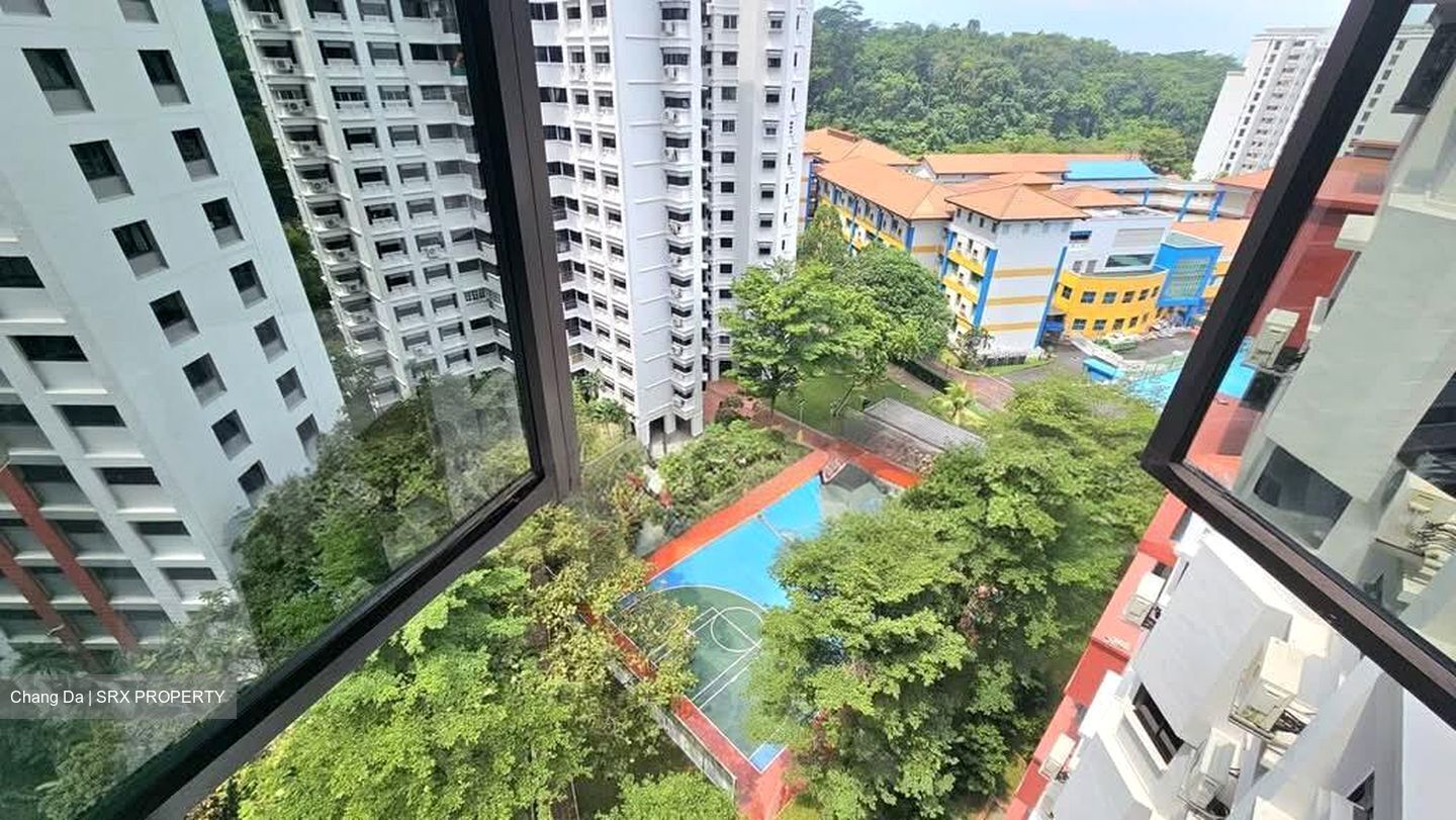 Blk 10 Bukit Batok Central (Bukit Batok), HDB 5 Rooms #588577511